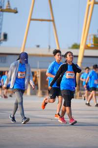 BIB: 8383, 982
                            <button type="button" onclick="openModal(3240369)" class="btn btn-primary btn-sm float-right btn-popup" data-toggle="modal" data-target=".modal-high-quality">
                        <i class="fas fa-shopping-cart"></i> Add to Cart
                    </button>
                                            <button type="button" onclick="isThisMe(3240369, true)" class="btn btn-success btn-sm float-right btn-popup btn-isme hidden" data-toggle="tooltip" data-placement="bottom" title="นี่คือรูปของคุณใช่ไหม คลิกที่นี่เพื่อเอาเข้าอัลบั้ม">
                        <i class="fas fa-plus"></i> Add to album
                    </button>
                    <button type="button" onclick="isThisMe(3240369, false)" class="btn btn-warning btn-sm float-right btn-popup btn-isnotme hidden">
                        <i class="fas fa-ban"></i> Remove from album
                    </button>